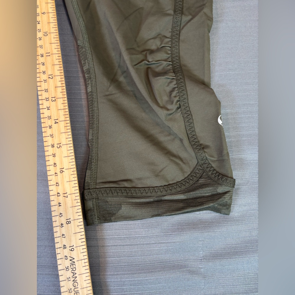 Lululemon Speed Up Tight Mesh Crop Leggings Olive Green Camo Panels Women’s 12 - Picture 6 of 6